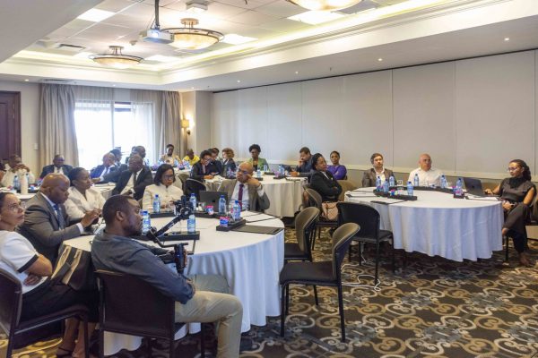 Moçambique consolida iniciativas de inclusão digital com a estratégia “Internet Para Todas e Todos”